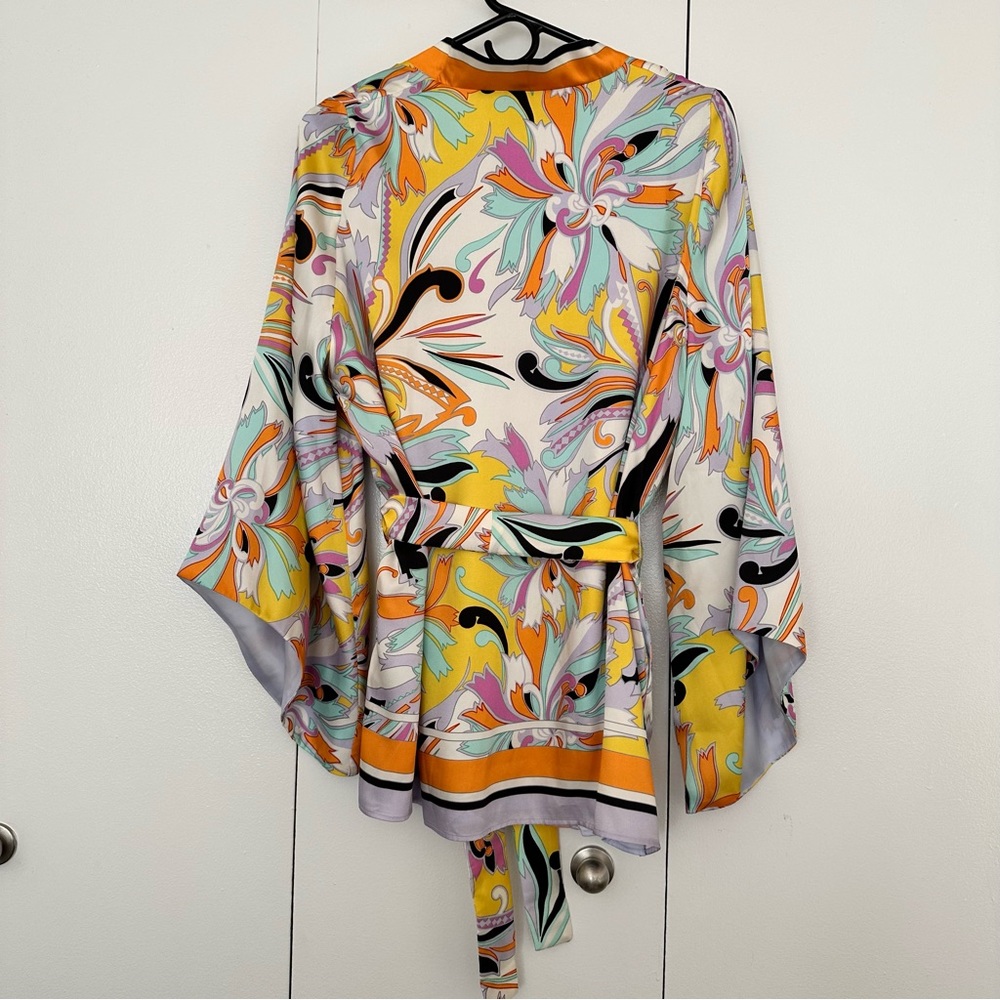 NWT NEW Zara Belted Multicolor Printed Kimono Size Medium